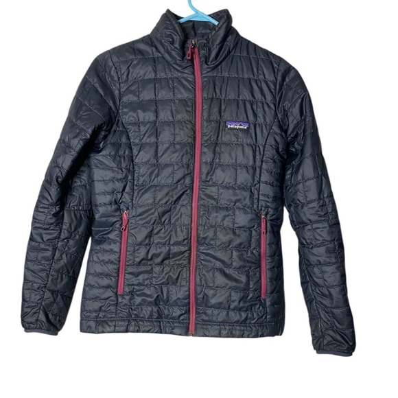 Patagonia Nano Puff Jacket
Women's XS Black/Navy Magenta
Zip STY84217 PrimaLoft - Picture 3 of 8